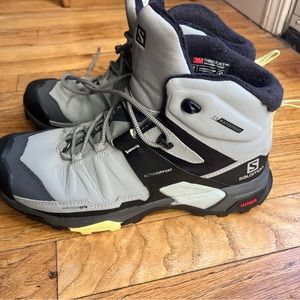 Salomon waterproof gortex hiking boots